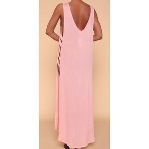 beach cover up   
 organic cotton 
Luxury resort